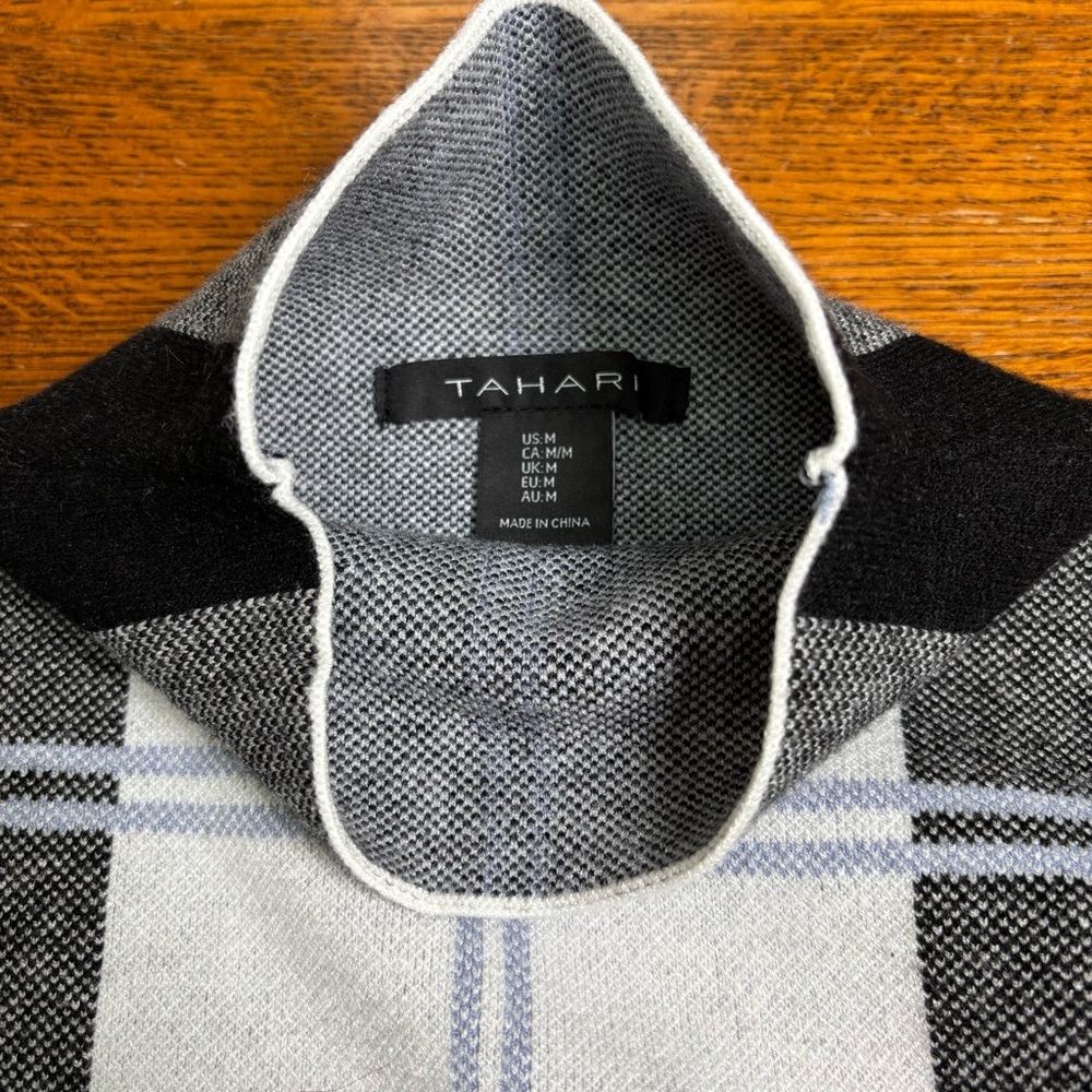 Tahari Cropped Black/White/Blue Plaid Mock Turtleneck Sweater Women’s Size M - Picture 6 of 6